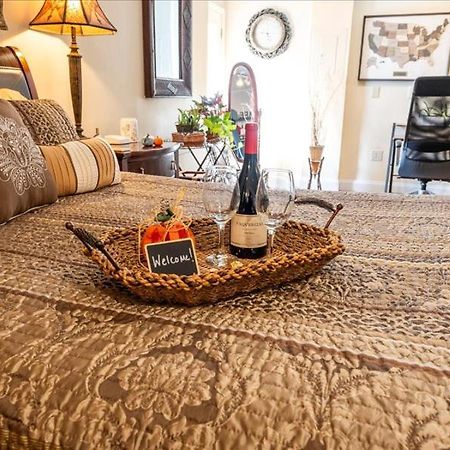 College Park-Orlando 5Star Villa Oasis - Home Away From Home - Quiet Neighborhood-Private Botanical Courtyard - Mins From Eola,Dt, Winter Park - Free Parking & Ev Plug In Exteriör bild