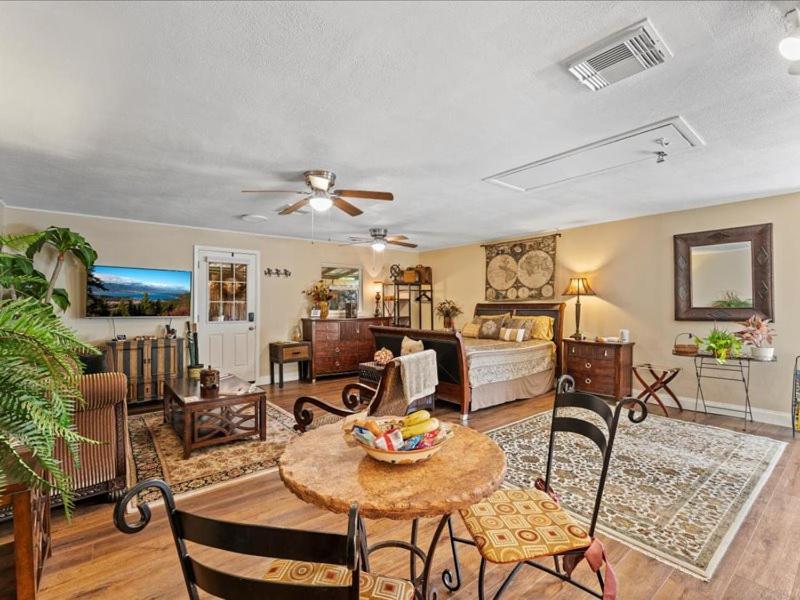 College Park-Orlando 5Star Villa Oasis - Home Away From Home - Quiet Neighborhood-Private Botanical Courtyard - Mins From Eola,Dt, Winter Park - Free Parking & Ev Plug In Exteriör bild